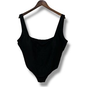 141 J.Crew | NWT Black Textured One-Piece Swimsuit (Size 22)